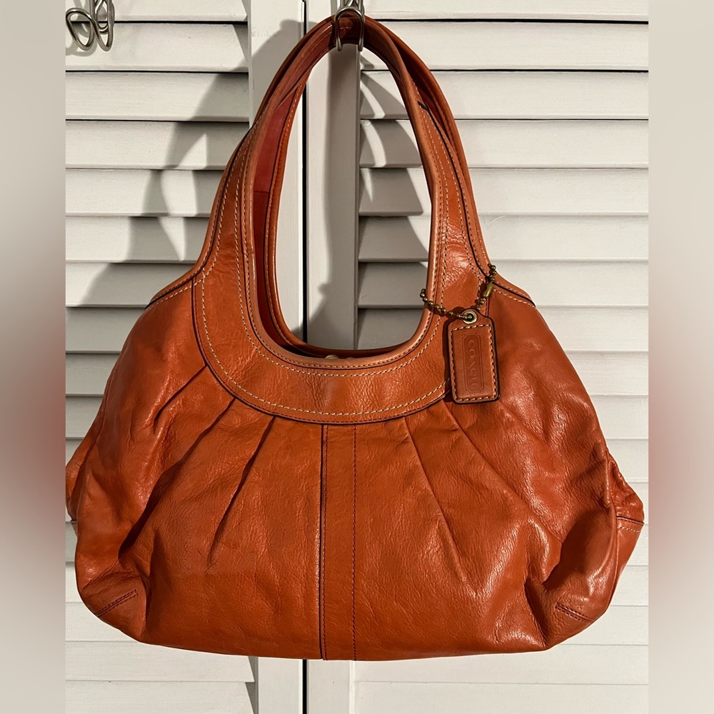 RARE vintage Coach Ergo pleated frame kisslock satchel in burnt orange leather